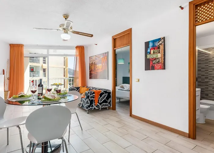 12. Comfortable In Americas Playa de las Américas